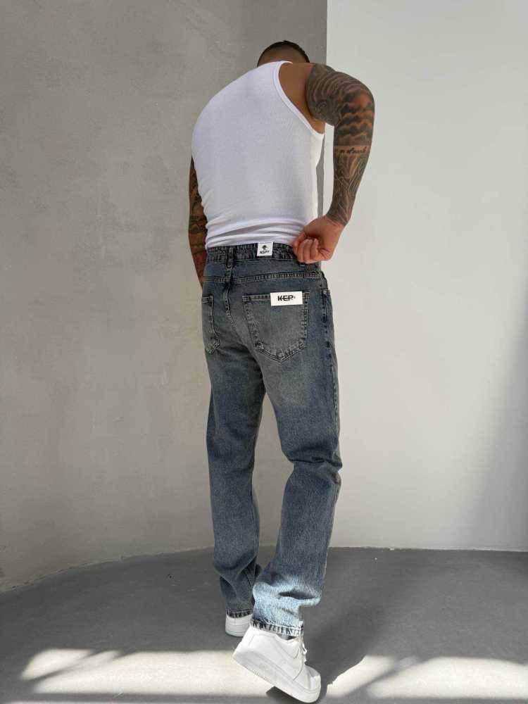 Washed Baggy Jeans